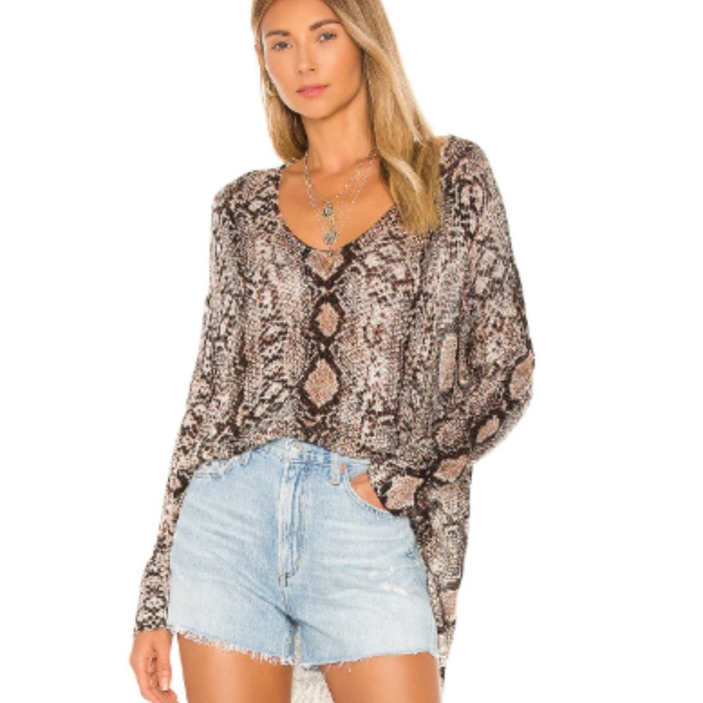 Show Me Your Mumu Hug Me Sweater